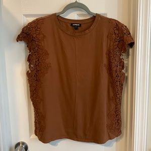 Loft lace sleeve tee